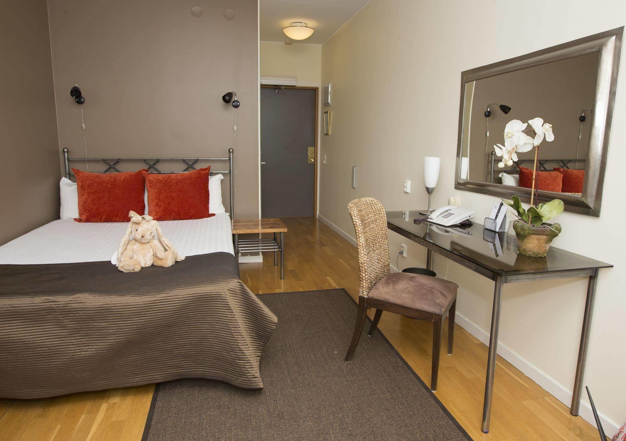 Hotell Maude´s Enskede 3*