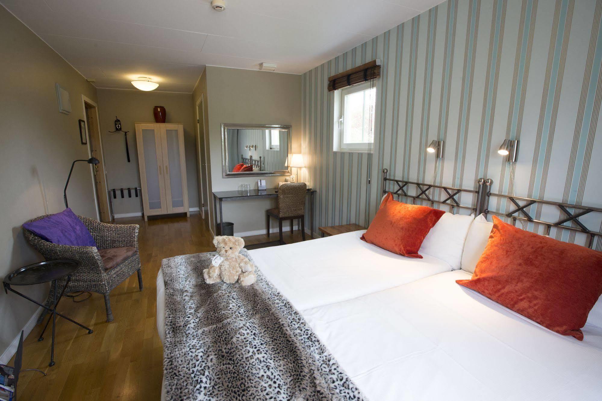 Maude's Enskede Hotel 3*